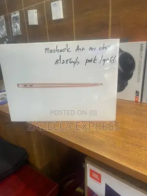 New Laptop Apple MacBook Air 8GB Apple M1 SSD 256GB