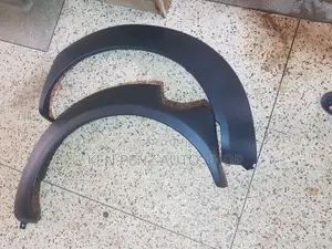 Nissan Hardbody Fender Flares or Moldings