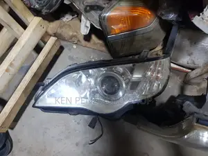 Headlamps for Subaru Legacy 2006