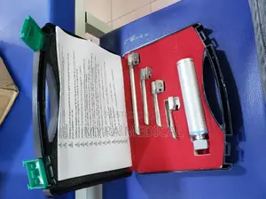 Laryngoscope 4 Blade