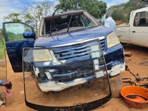 Windscreen Spare Fixing