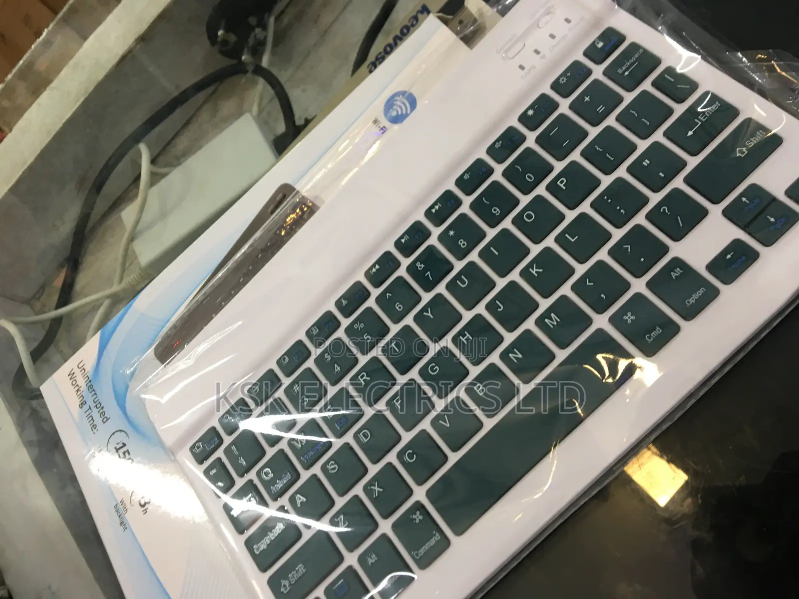 Bluetooth Re-Chargeable Keyboard