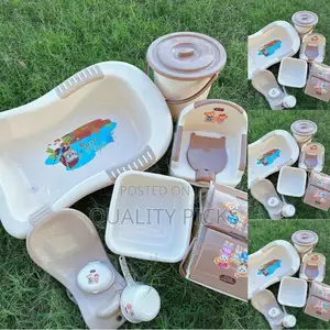 Baby Plastic Bath Set