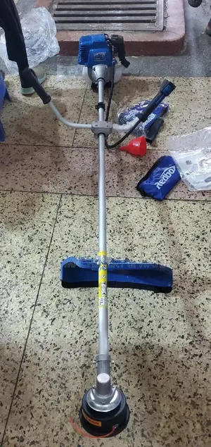 Brush Cutter 4stroke Grass Trimmer/ Weeder