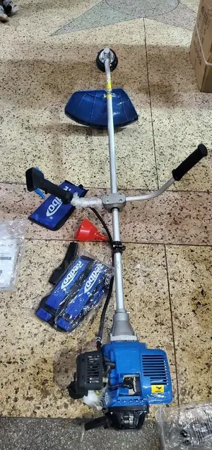 Brush Cutter 4stroke Grass Trimmer/ Weeder