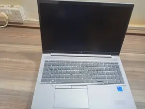 New Laptop HP ZBook Studio 32GB Intel Core I7 SSD 512GB