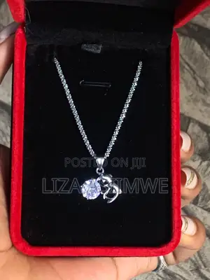 Lady’S Necklaces