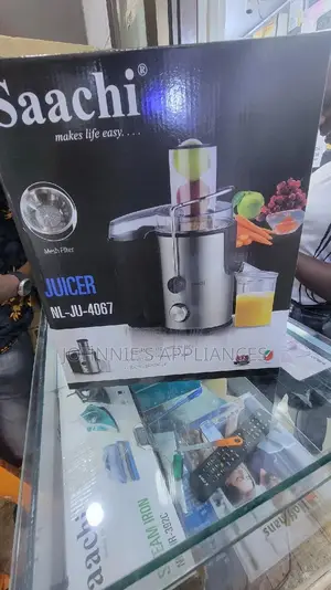 Saarch Electric Juicer Extractor / Nutrition Juicer Extractor