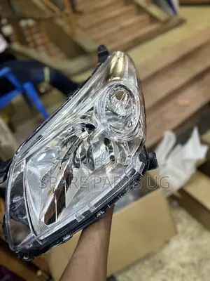 Toyota IST ( New Model )2008 - 2017 Headlight