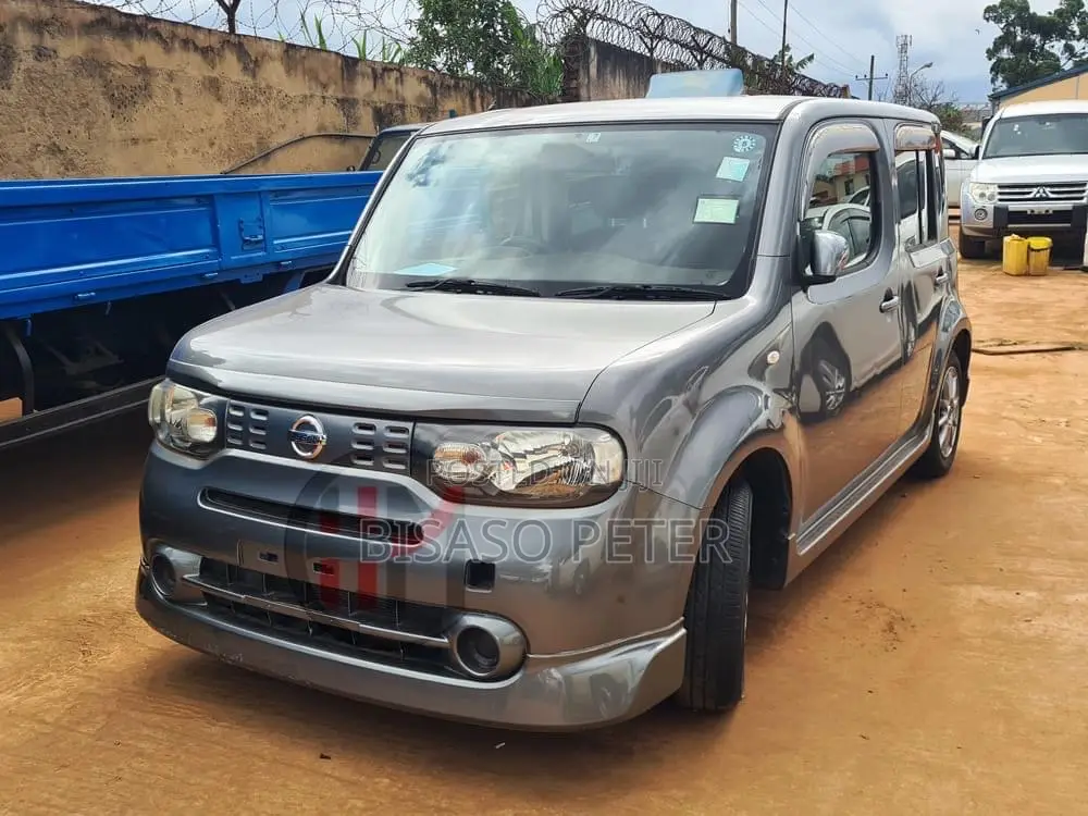 Nissan Cube 1.8 2011 Gray