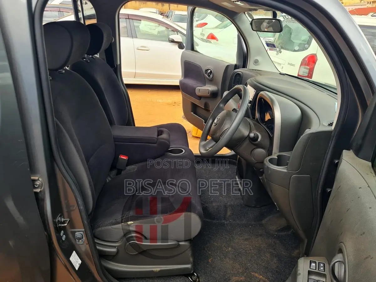 Nissan Cube 1.8 2011 Gray