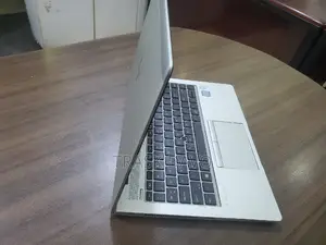 Laptop HP EliteBook 830 G6 8GB Intel Core I5 SSD 256GB