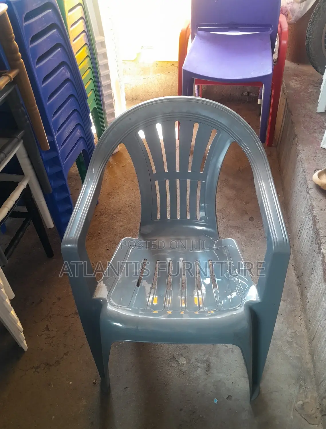 Nice Plastic Chair With Arms.