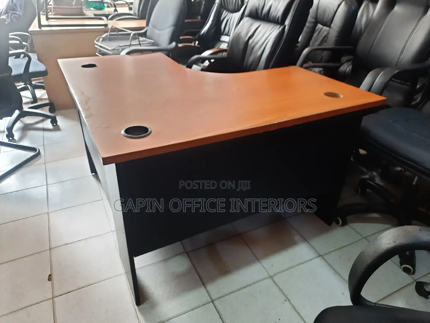 L Shaped Table With Fixed Drawers