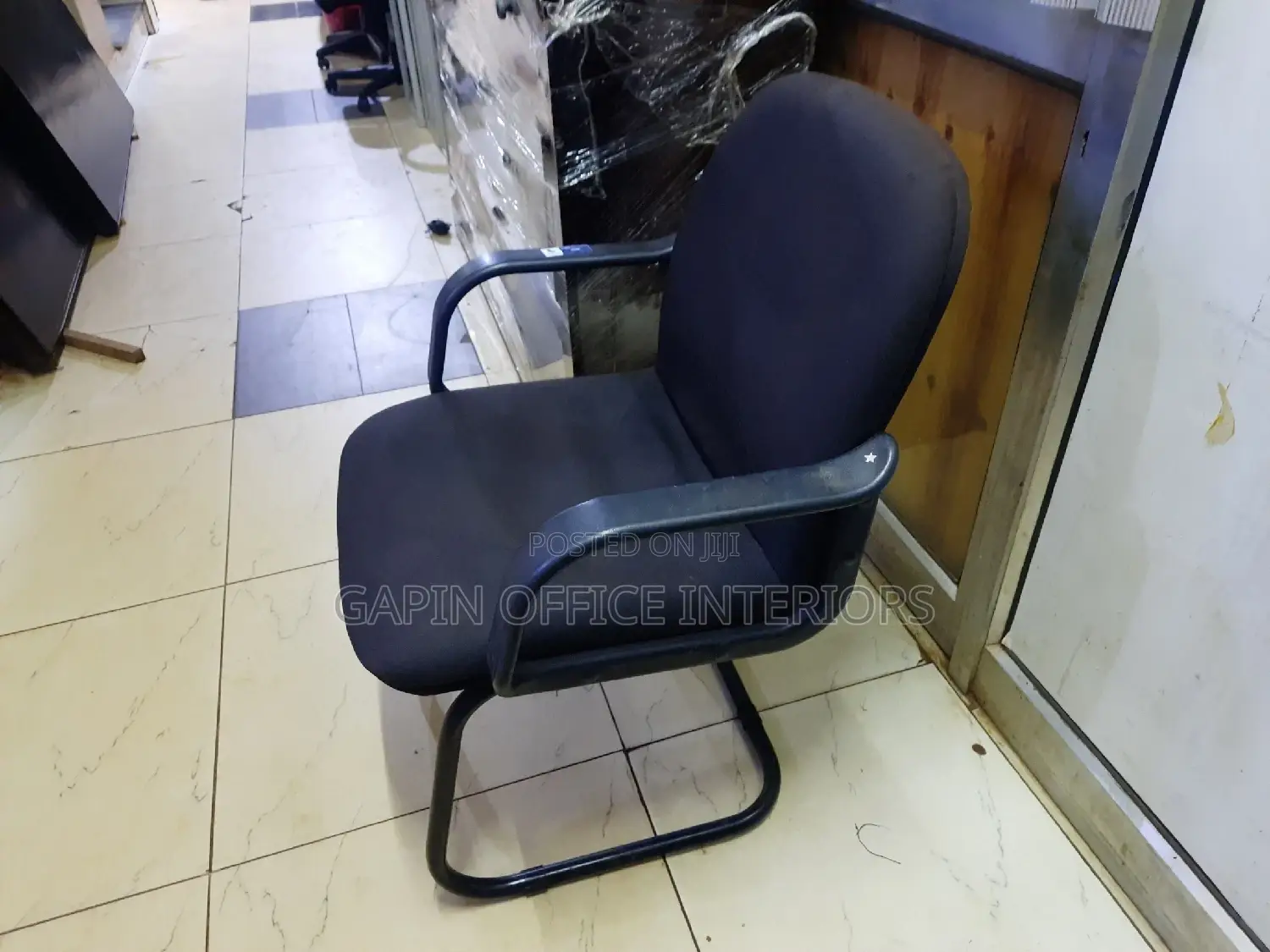 Office Non Rotating Short Back