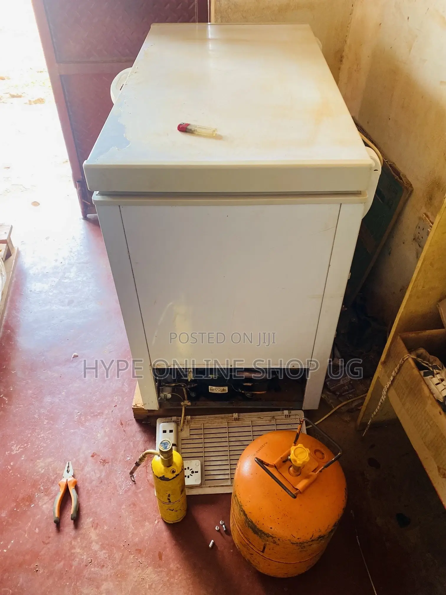Available Deep Freezer Repair Service