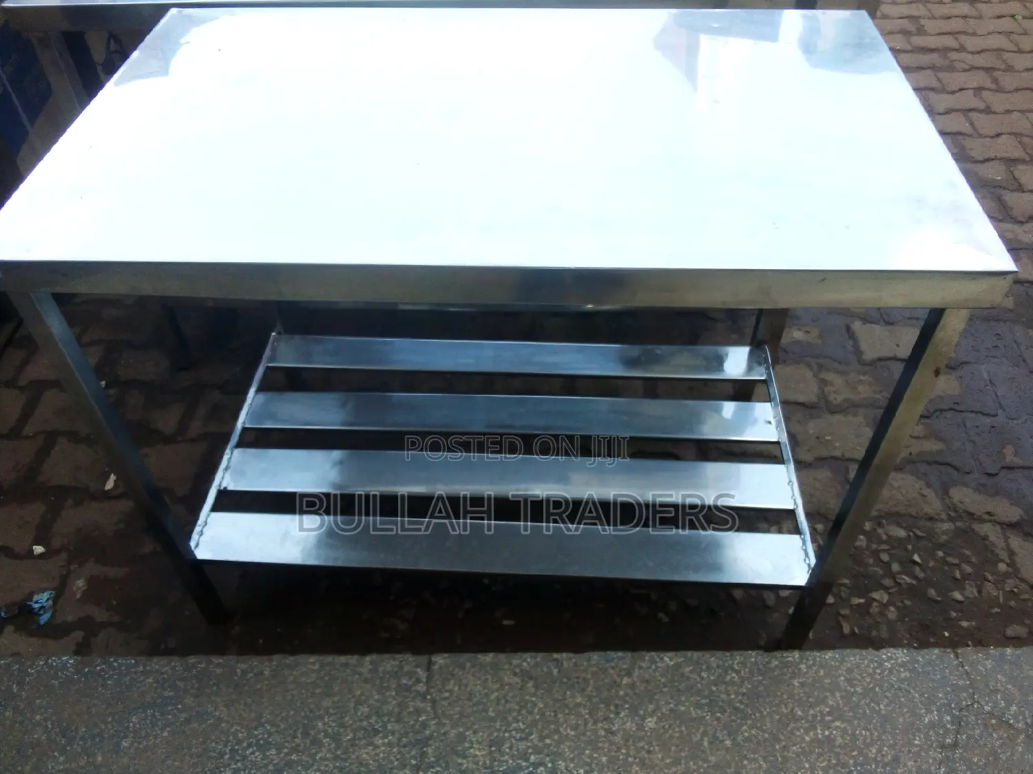 Stainless Tables for Hotels Use and More