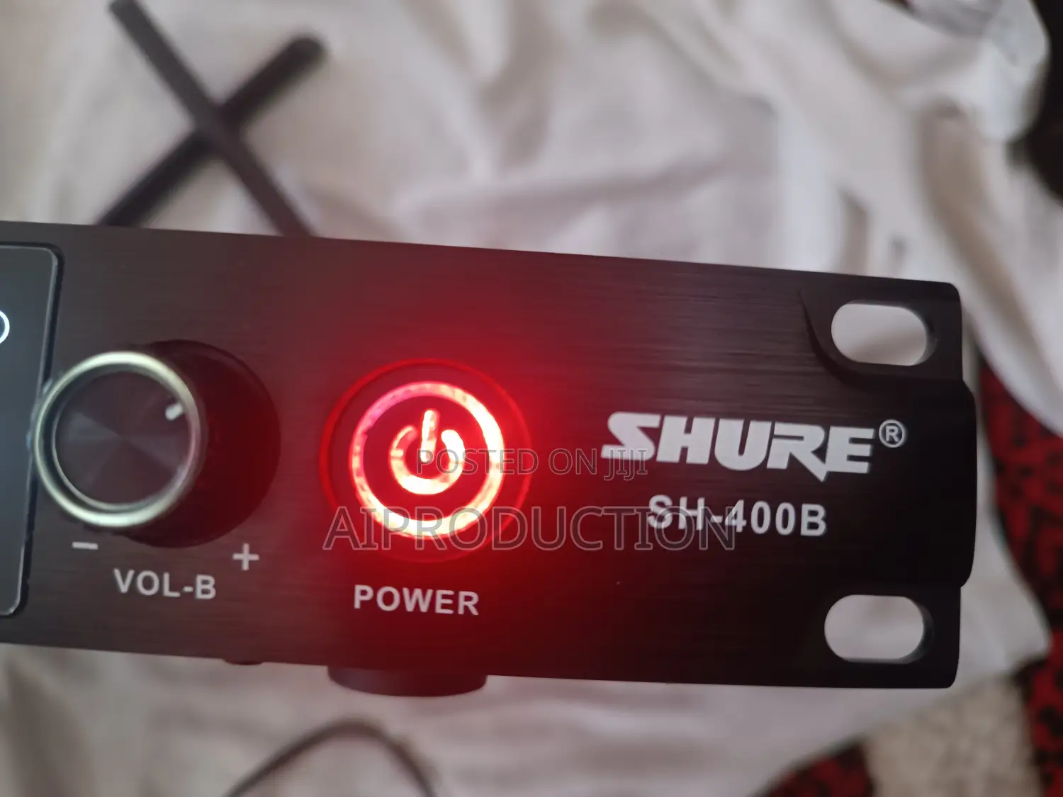 Shure Professional Lavalier/Lapel Microphone for Hire