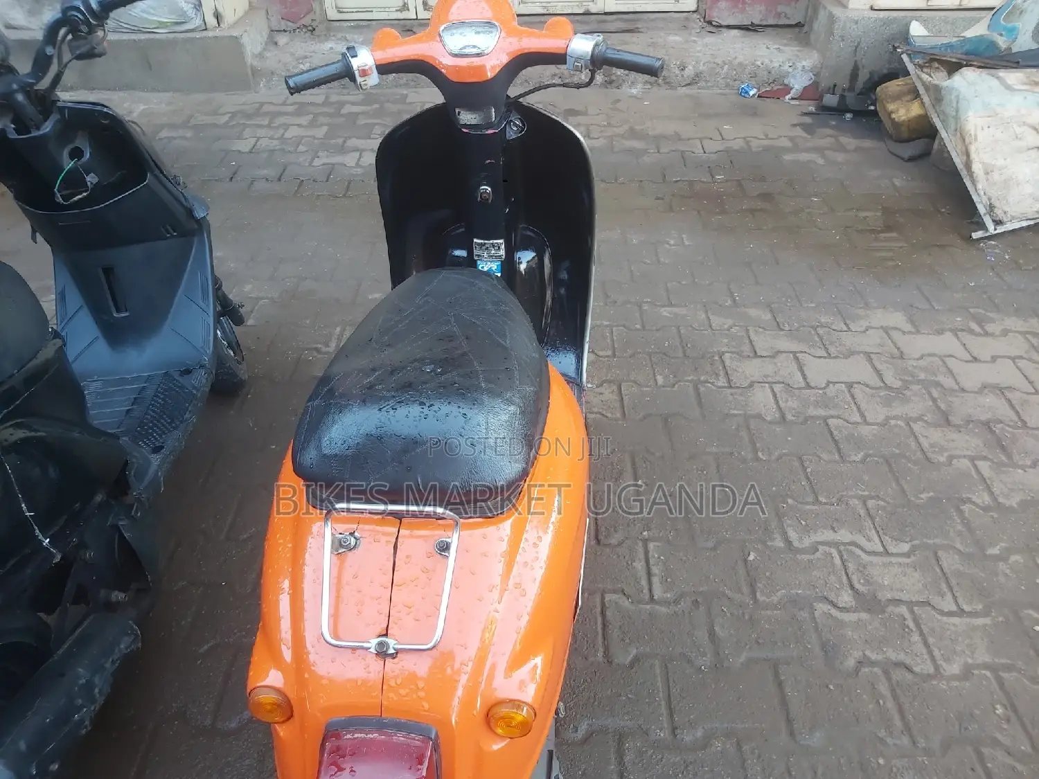 Honda CBR 2022 Orange