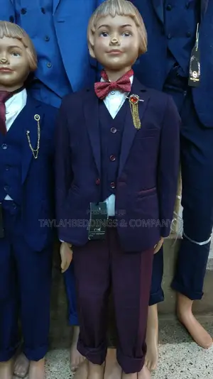 Boy's 4 Piece Coat Suit With Shirt, Pant,Vest, Tuxedo Blazer