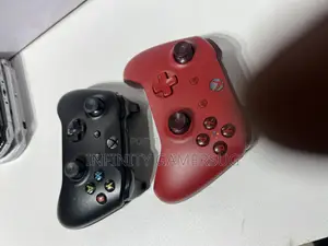 Xbox One S X Controllers