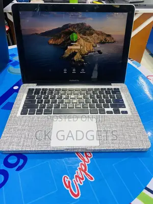 Laptop Apple MacBook 2013 8GB Intel Core I5 HDD+SSD 256GB