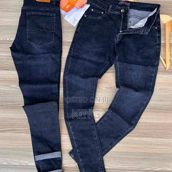 Simple Casual Jeans. Men