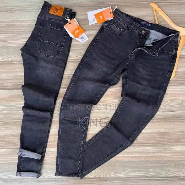 Simple Casual Jeans. Men