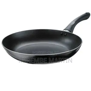 22cm Non Stick Black Frying Pan.