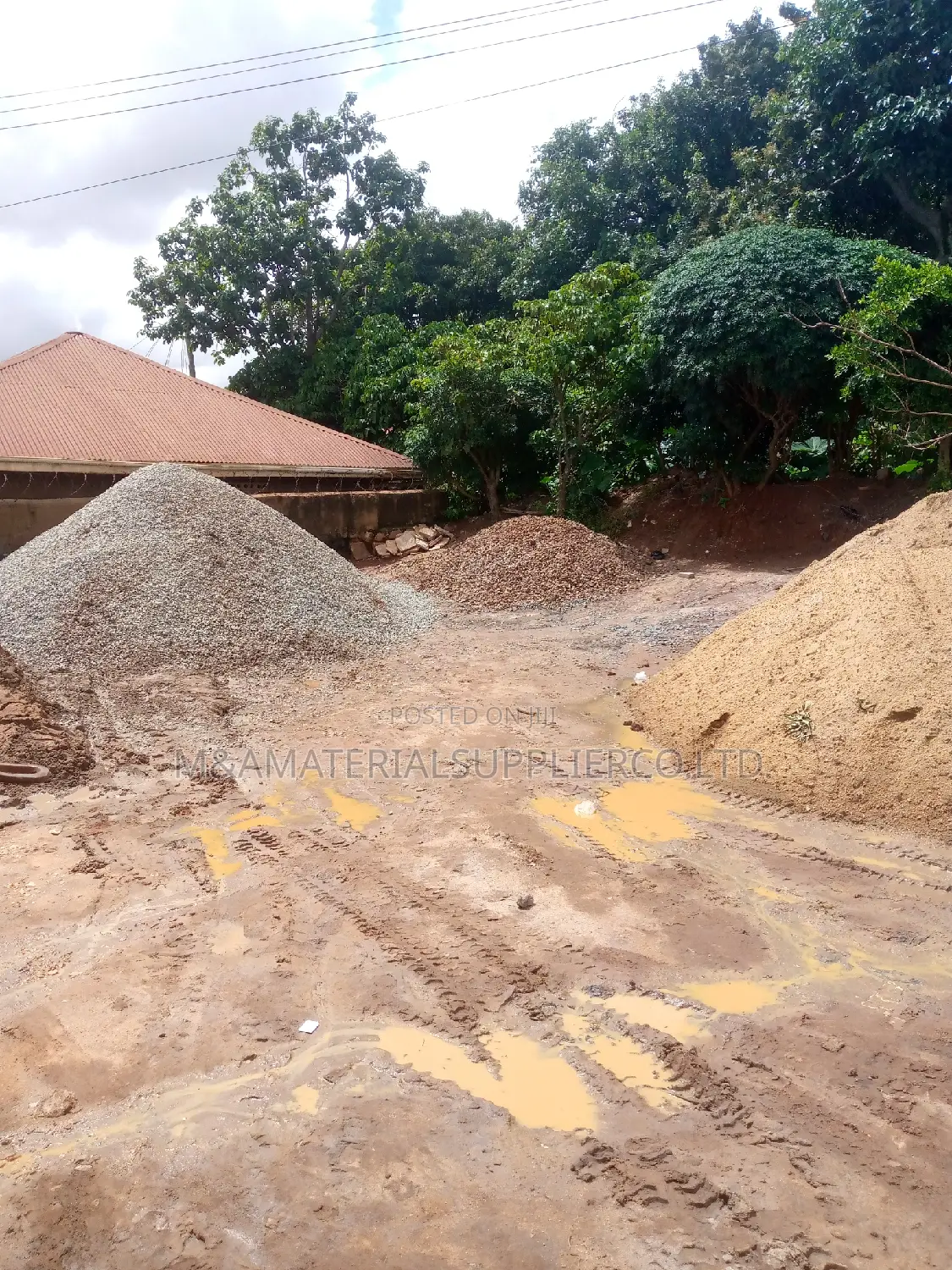 Sino Truck Yellow Sand