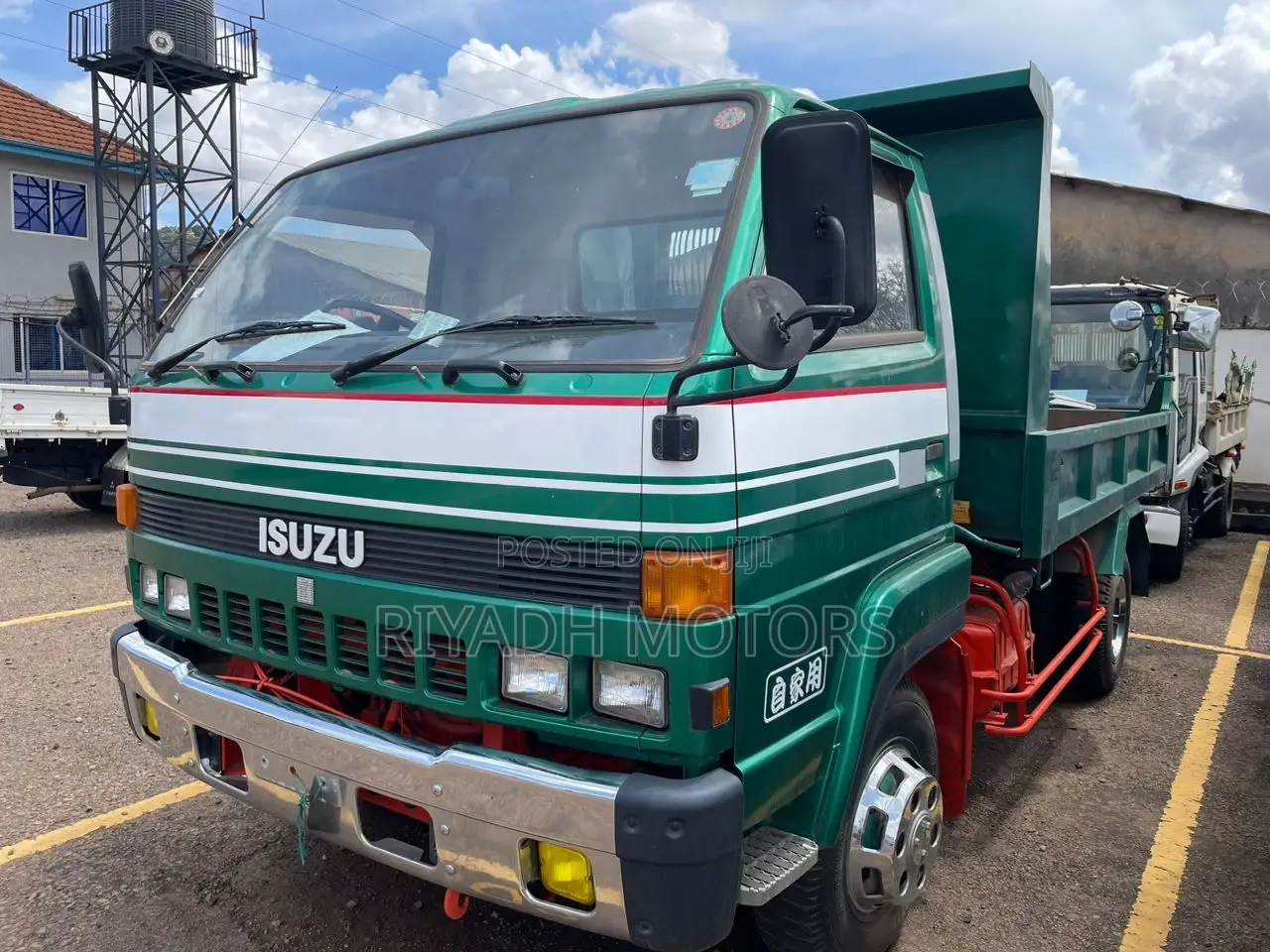 Isuzu Dumper Very Clean