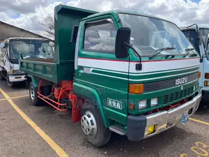 Isuzu Dumper Very Clean