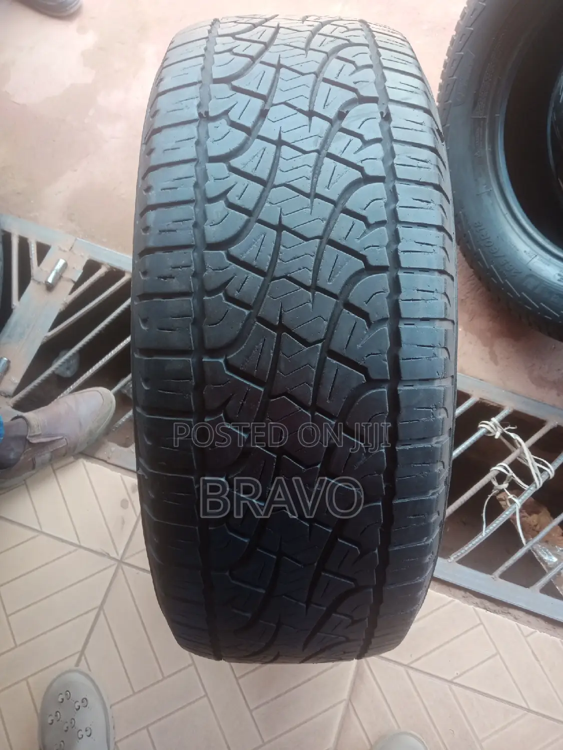275/55r20 PIRELLI for Benz.
