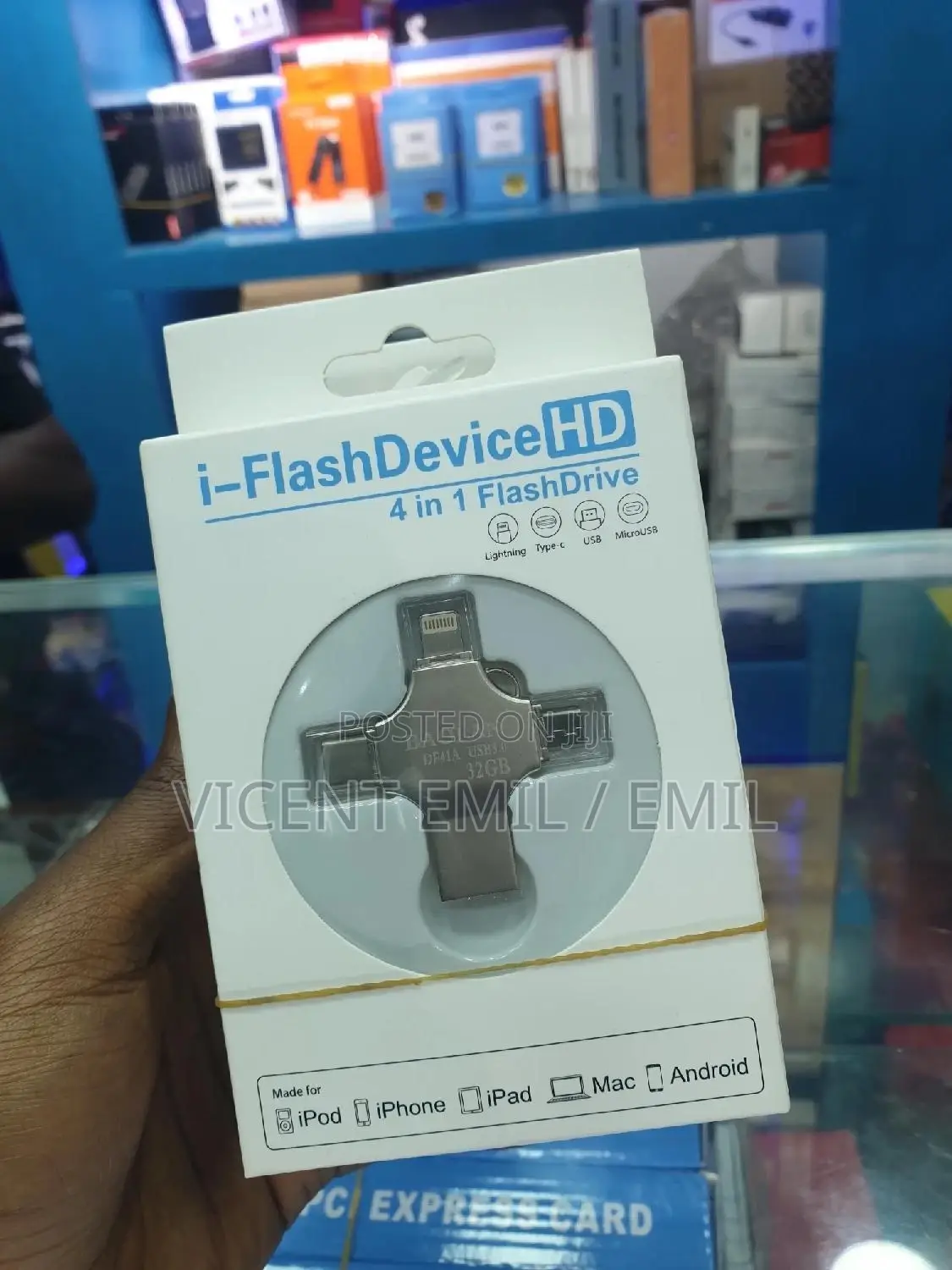 Flash Disk 32GB 4 in 1 I-Flashdevice HD
