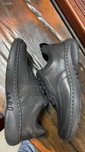 Clarks Pro Lace Up Men's Trainer 7