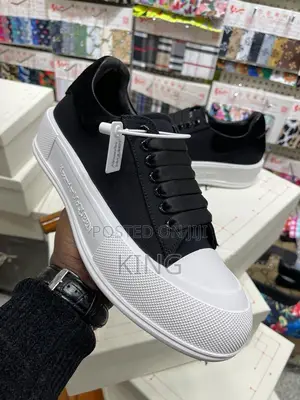 Alexander McQueen Deck Lace-Up Plimsoll Black Shoe