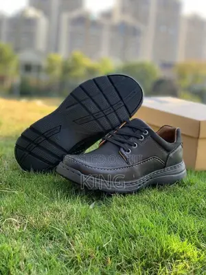 Clarks Un Brawleylace Balck Leather Casuals for Men