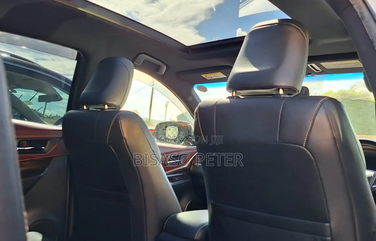 Toyota Harrier 2.0 2015 White