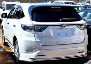 Toyota Harrier 2.0 2015 White