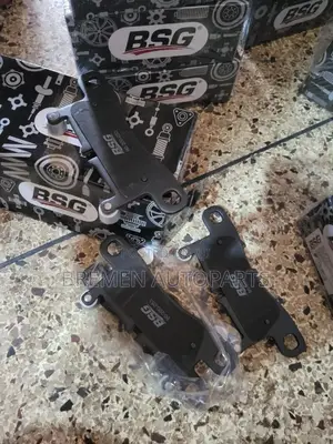 Rear Brake Brake Pads Volkswagen Tourage 7P