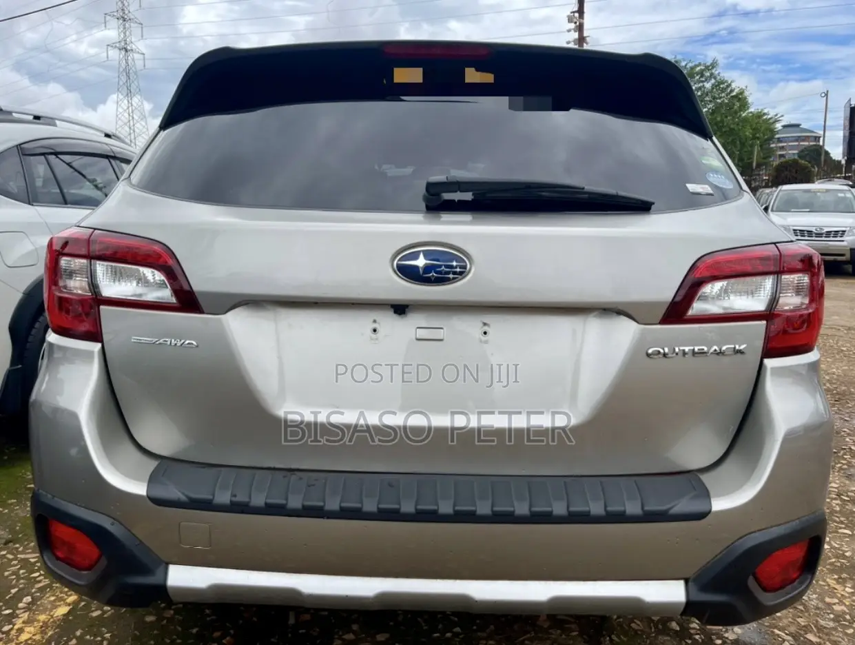 Subaru Outback 2014 Gold