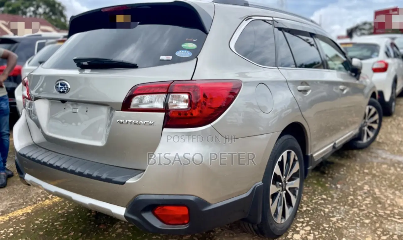 Subaru Outback 2014 Gold
