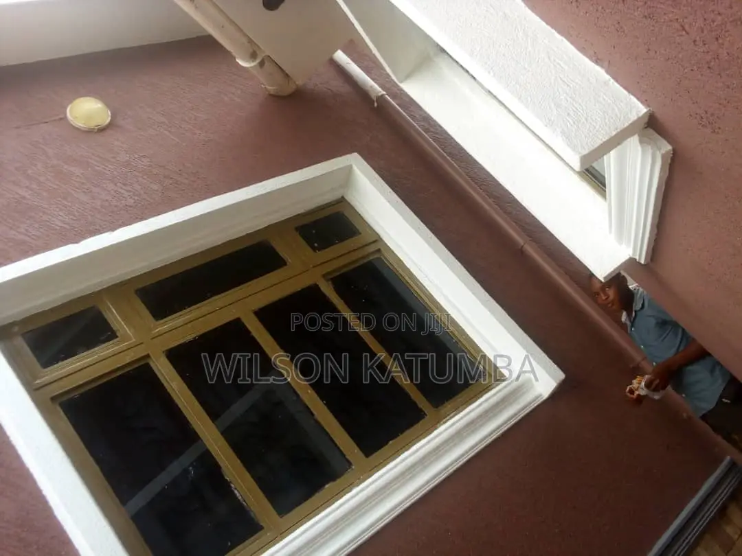 Serena Brick  Paste Color