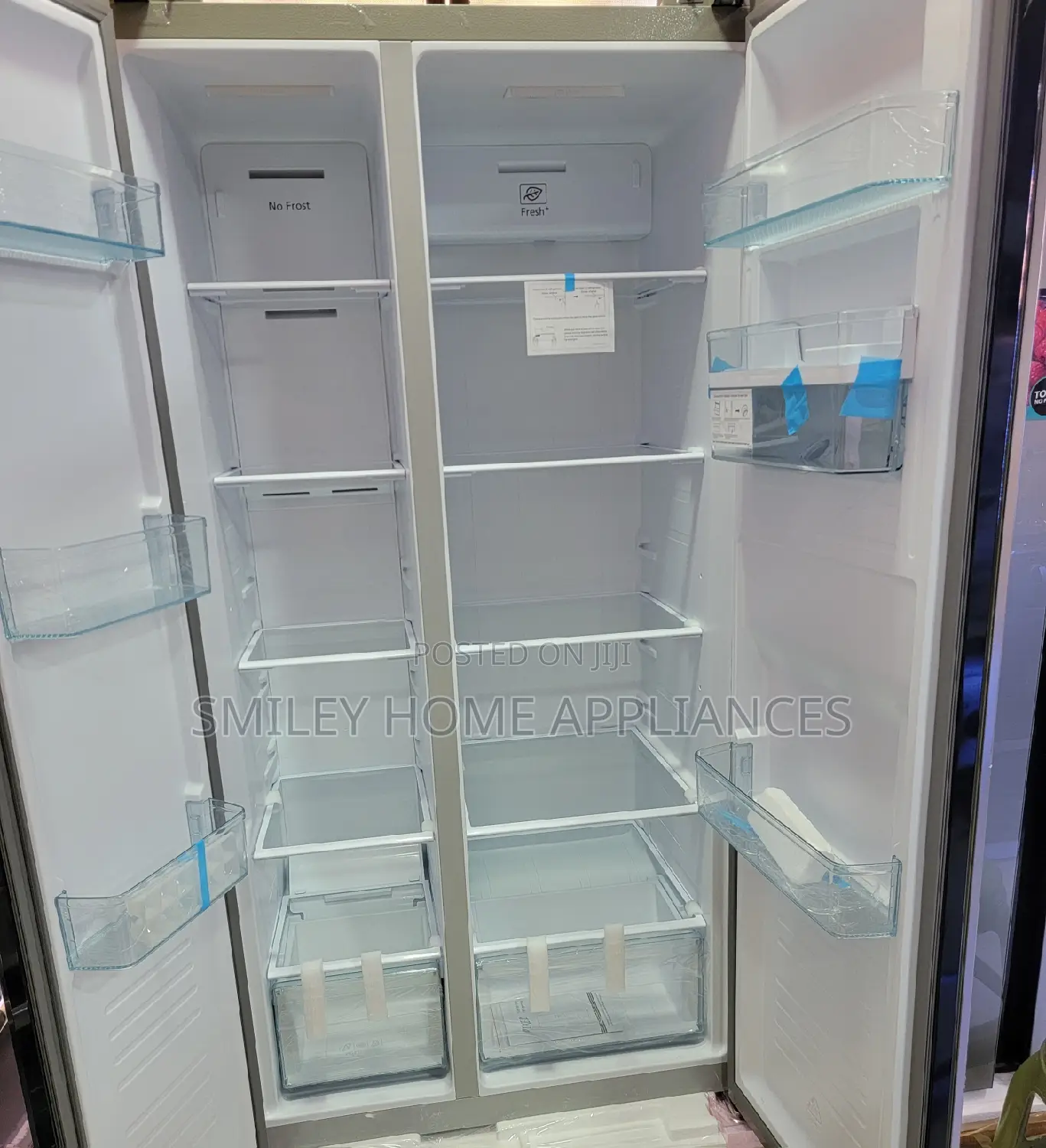 Hisense 670ltrs Side by Side Refrigerator