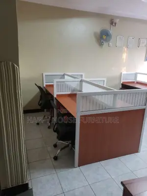 Office Work Station (4 Seater)