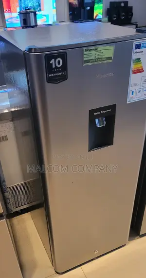 Hisense 220L Single Door Fridge With Water Dispenser.