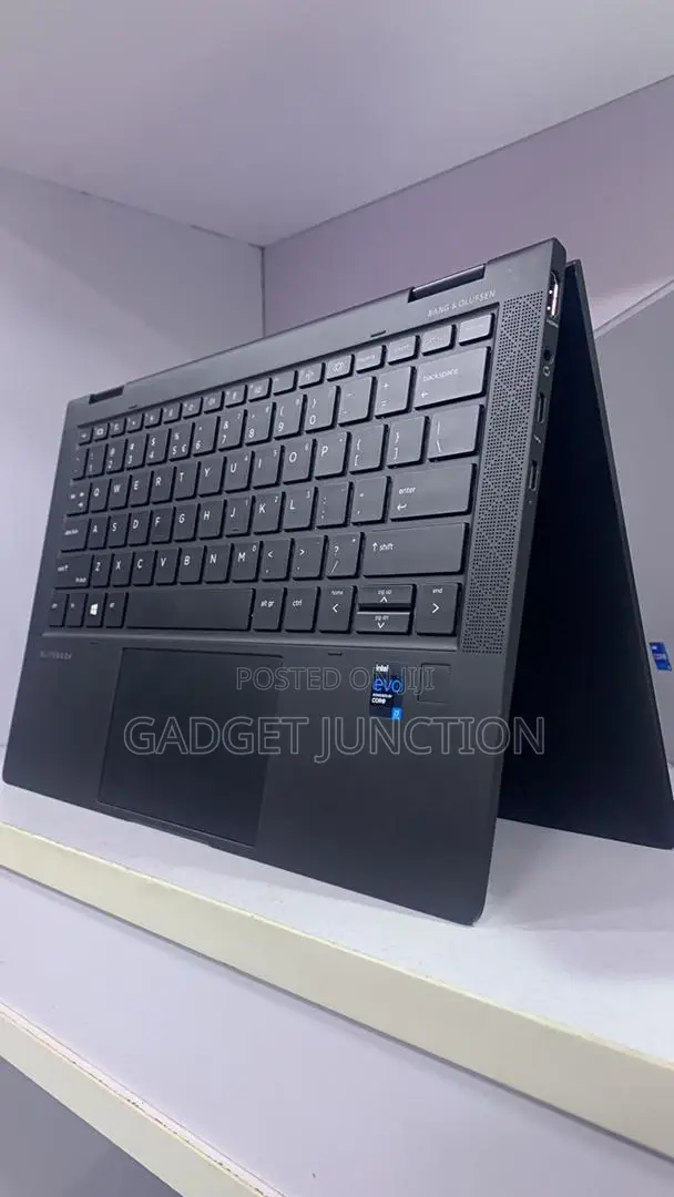 New Laptop HP 16GB Intel Core I7 SSD 512GB