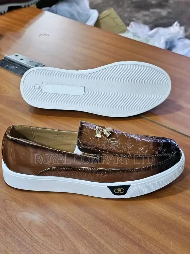 Black Plain Shiny Super Luxurious Leather Loafers