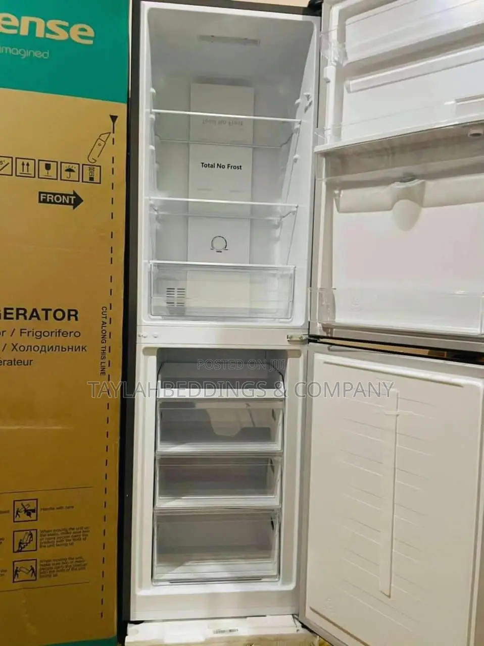 Hisense 330L Double Door Fridge With Dispenser