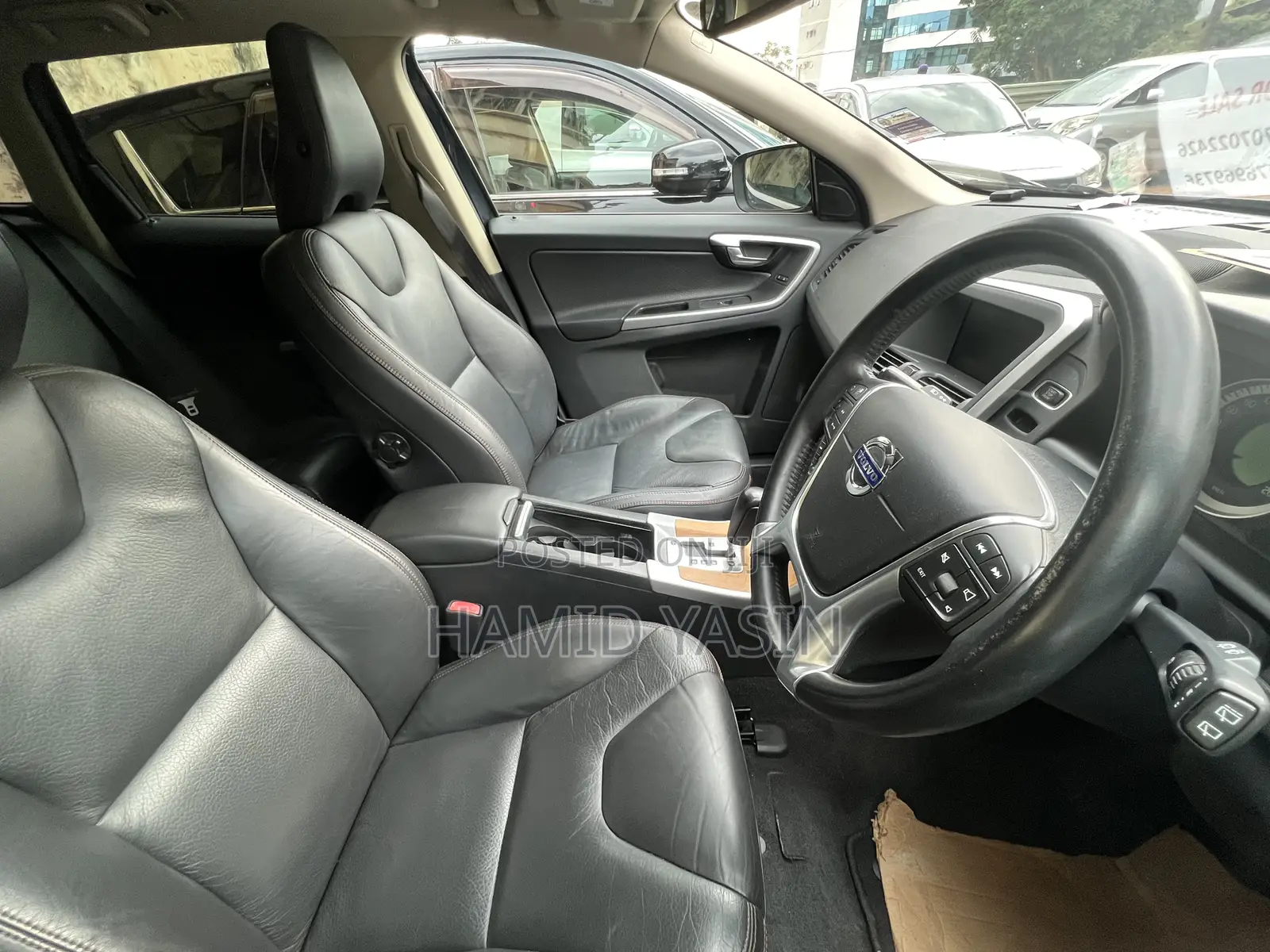 Volvo XC60 2011 Gray
